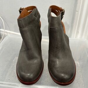 Gray closed toe mules